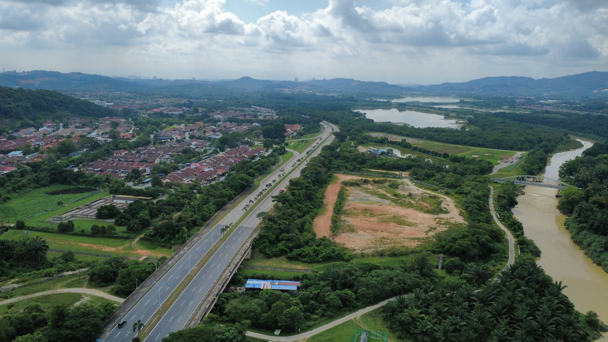Foto udara tapak